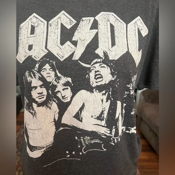 AC/DC T-Shirt - Picture 5 of 5